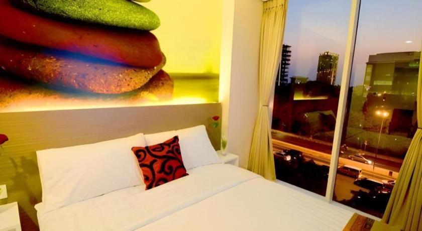 เคลย์โฮเต็ล จาการ์ตา Hotel ภายนอก รูปภาพ